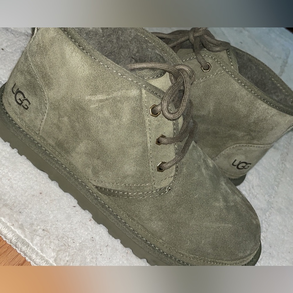***BRAND NEW*** Olive Green Neumal Boot